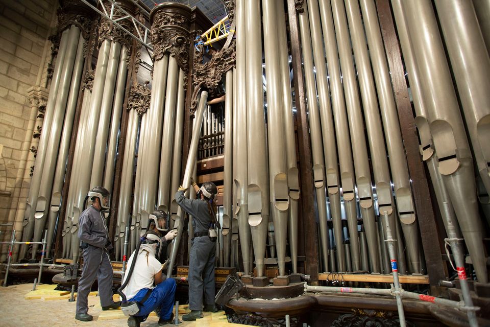 Cater crude oil furrow Marea Orga a Catedralei Notre Dame din Paris va fi restaurata pana in 2024.  Orga are 7.374 tuburi, 5 claviaturi si 111 registre