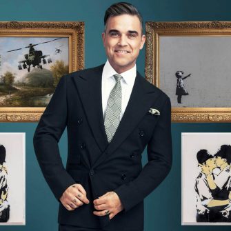 Robbie Williams a pus in vanzare 3 lucrari de Banksy din colectia personala. Valoarea acestora este de peste 11,5 milioane de euro.
