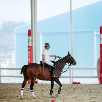 Premiera la Singureni Manor Polo Cup 2025: Romania va fi reprezentata in turneul international de polo calare, organizat in parteneriat cu World Polo, de o echipa condusa de Cristina Rosu